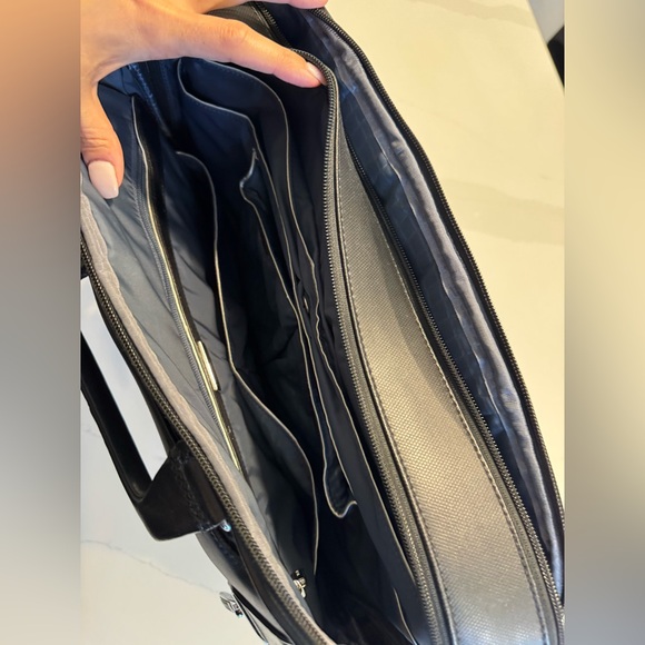 Tumi Narita Slim Black Briefcase - Picture 12 of 14